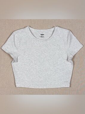 TNA Aritzia Heather Gray Cropped Baby Tee Fitted Stretch Top Size Medium